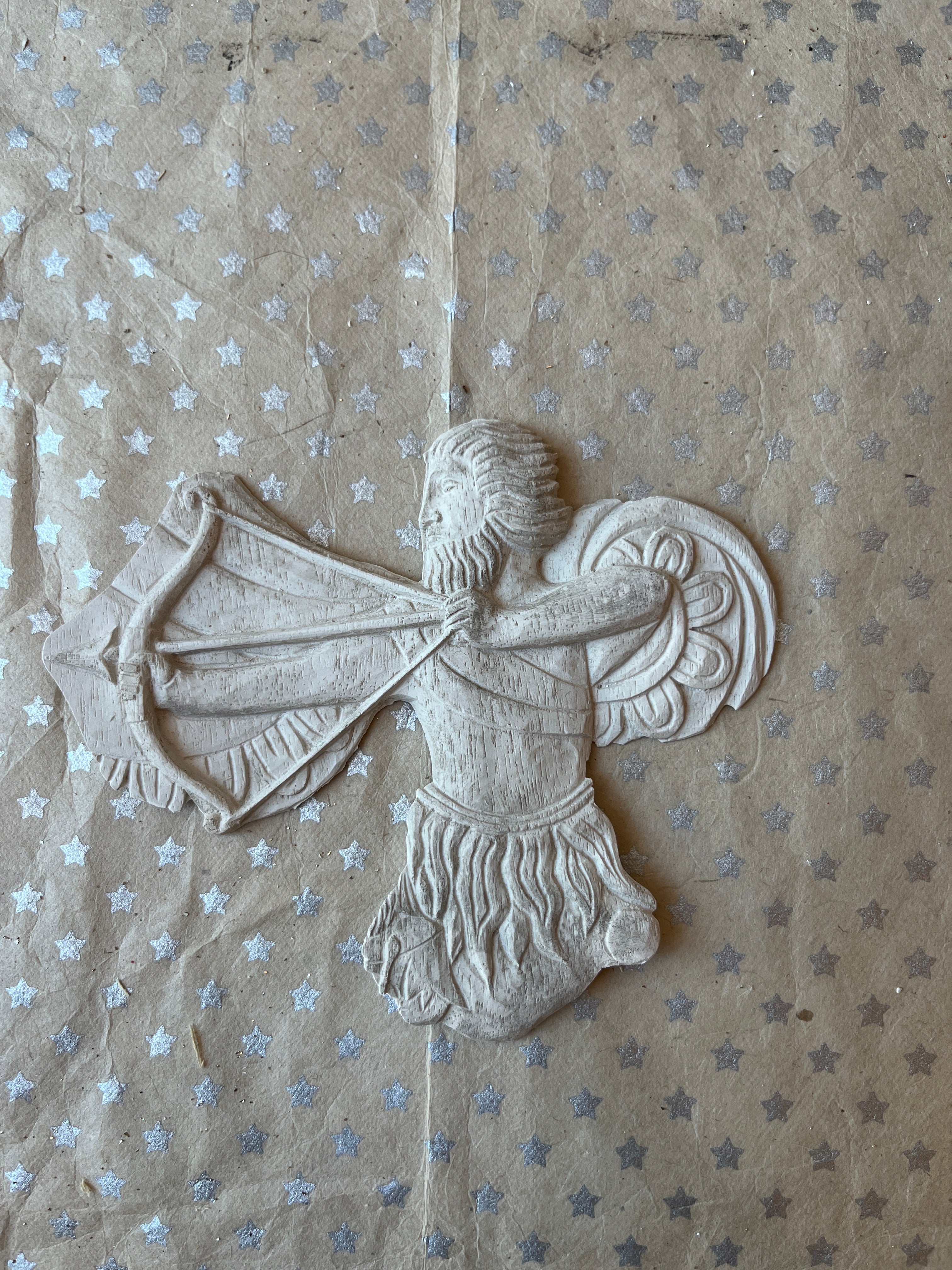 Cupid's Arrow Plaster Ornament