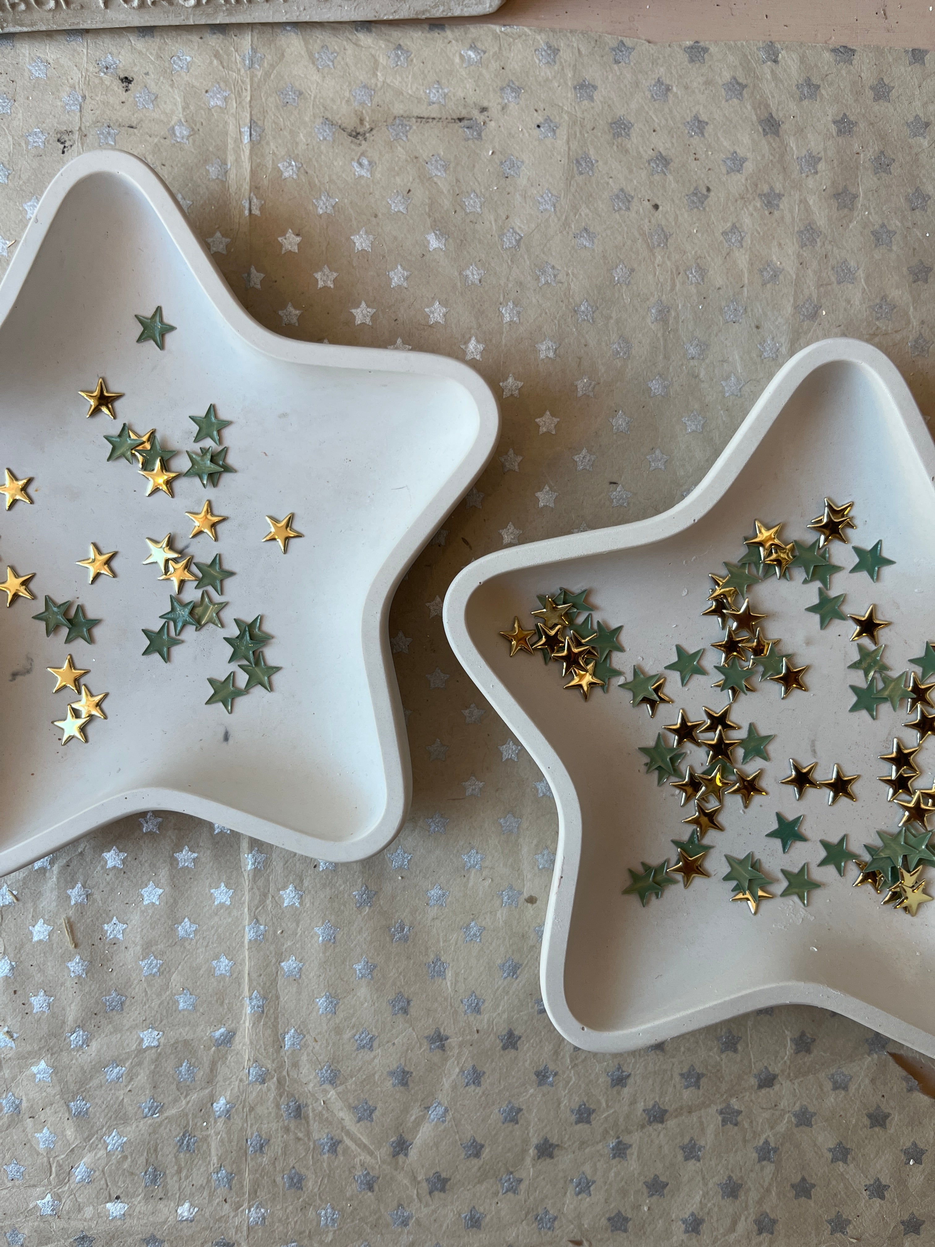 Star Dish Plaster