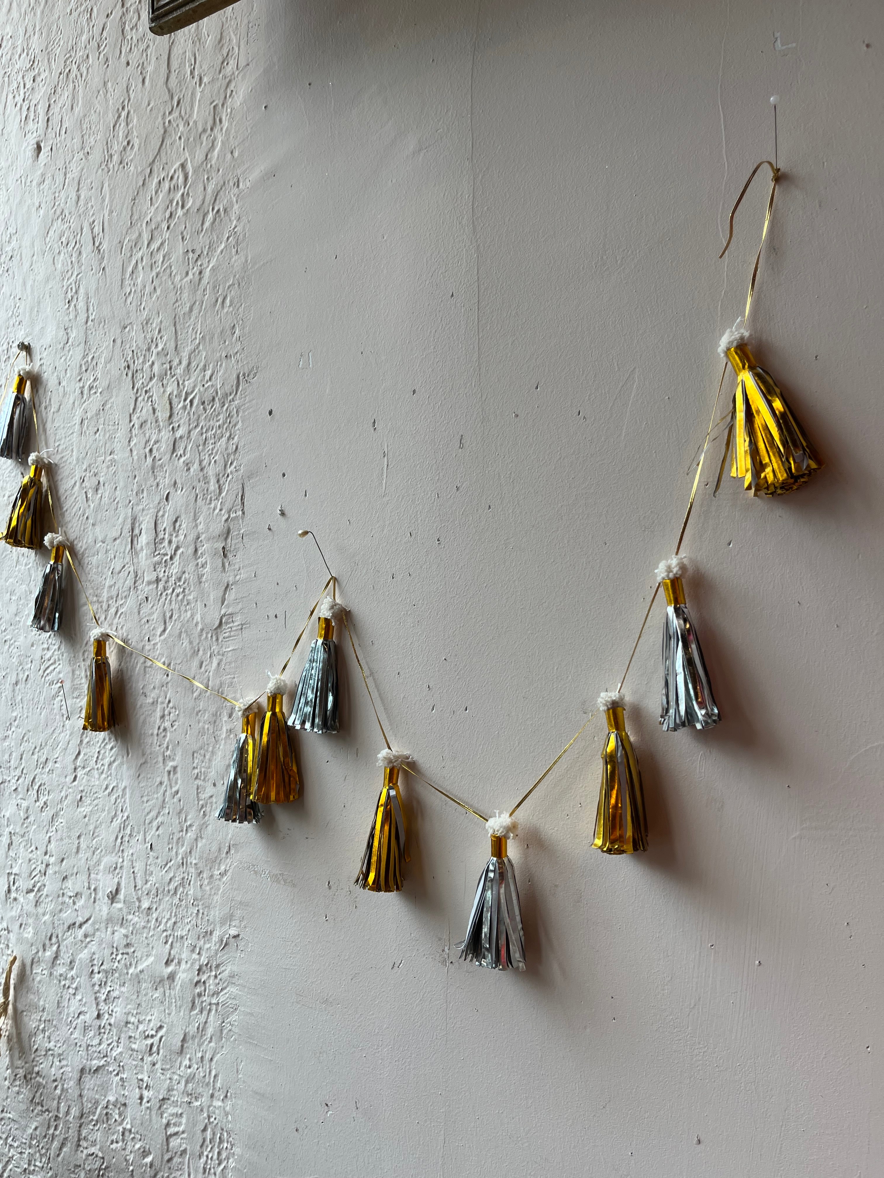 Metallic Tassel Garland