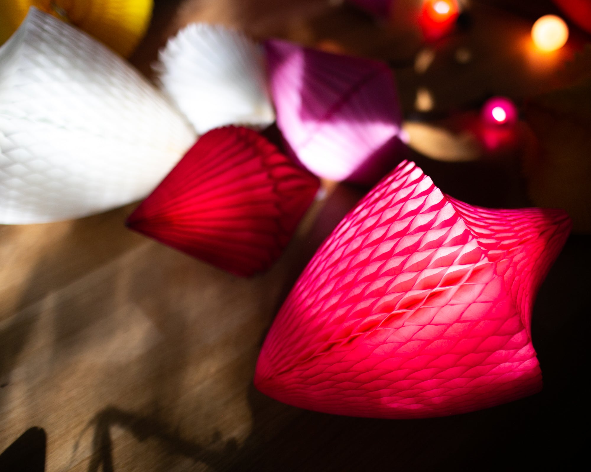 Shield Honeycomb Decoration