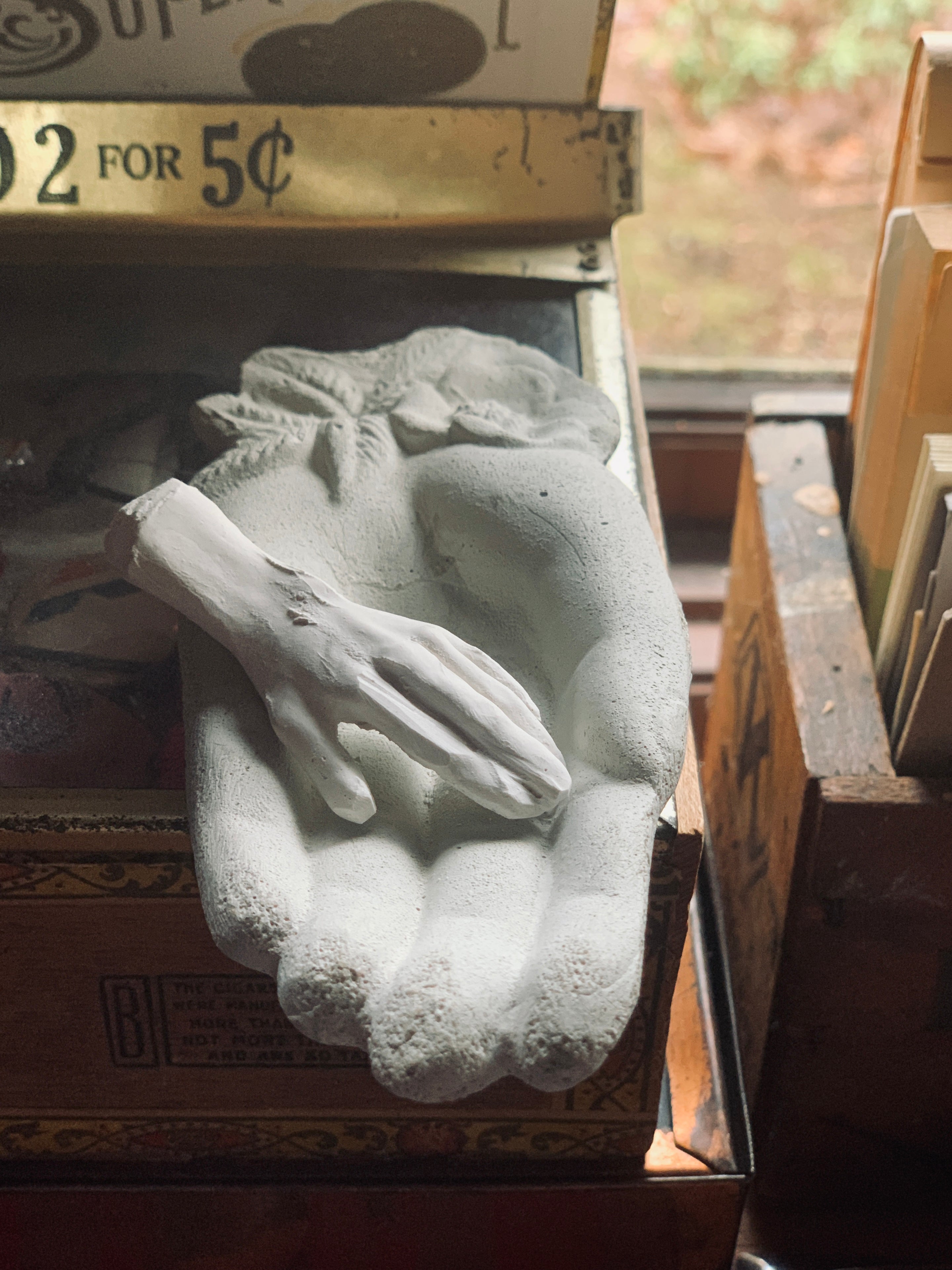 {Put Your Tiny Hand in Mine} Plaster Hand