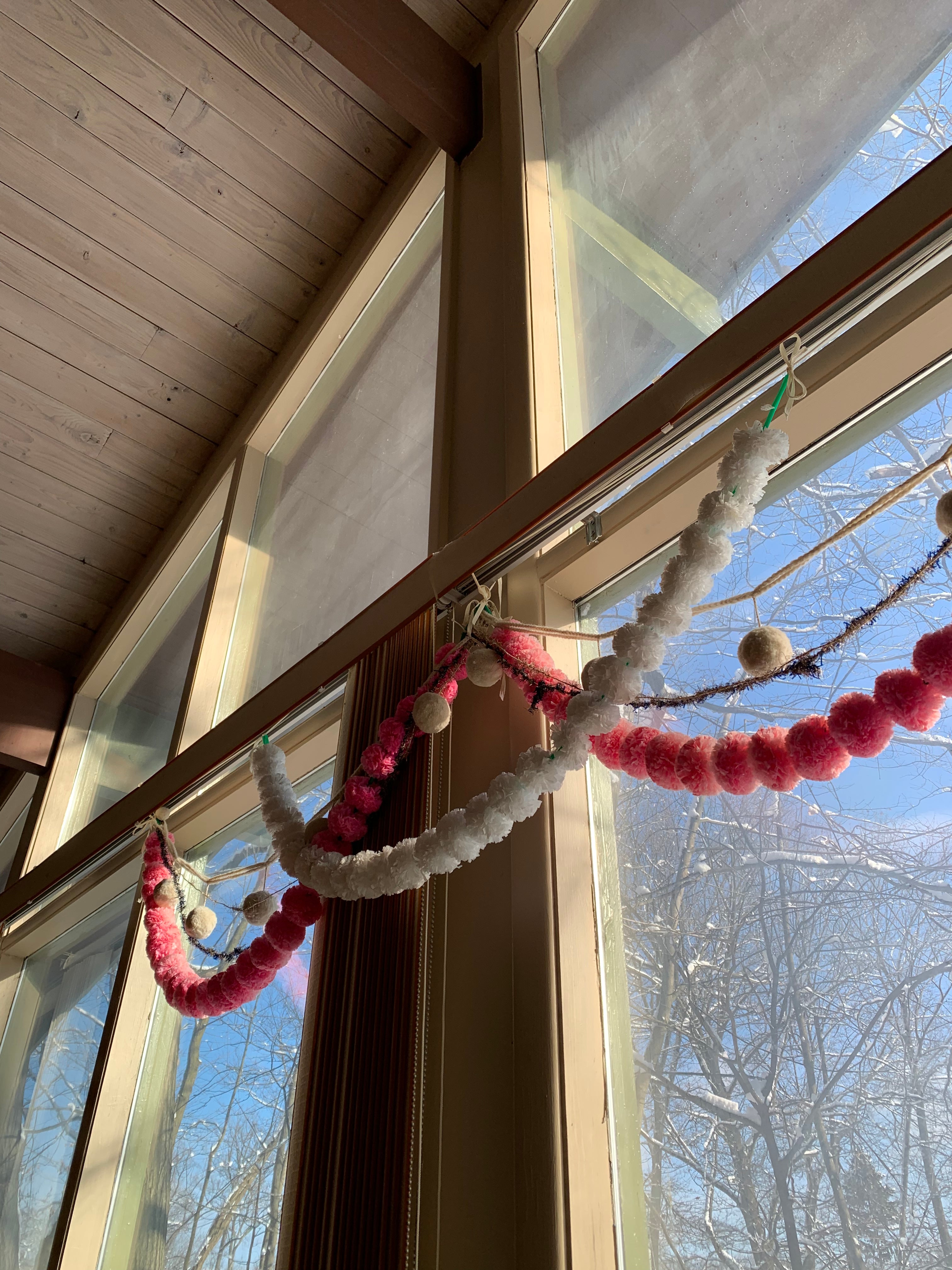 Fluffy PomPom Garland