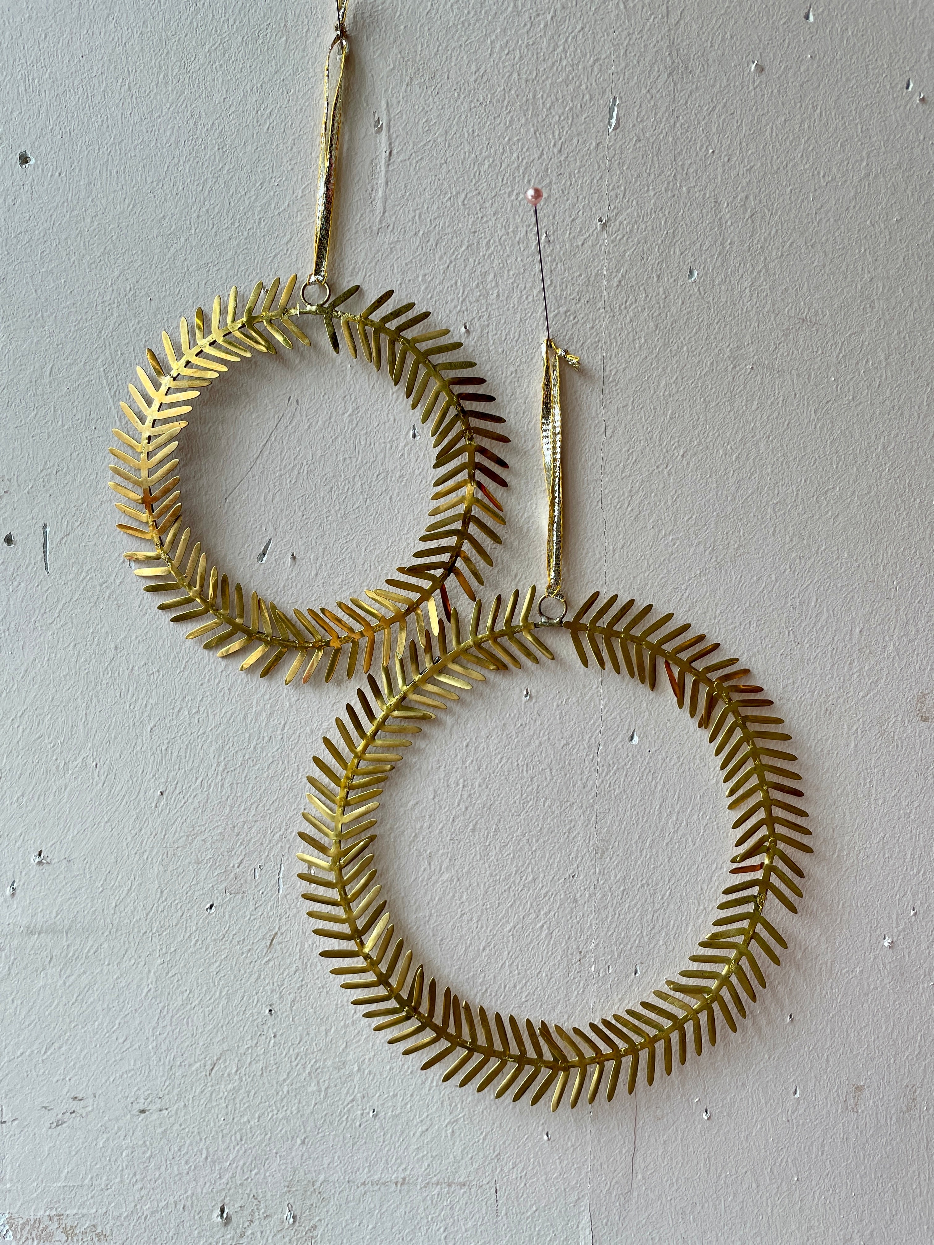 Leafy Metal Wreath