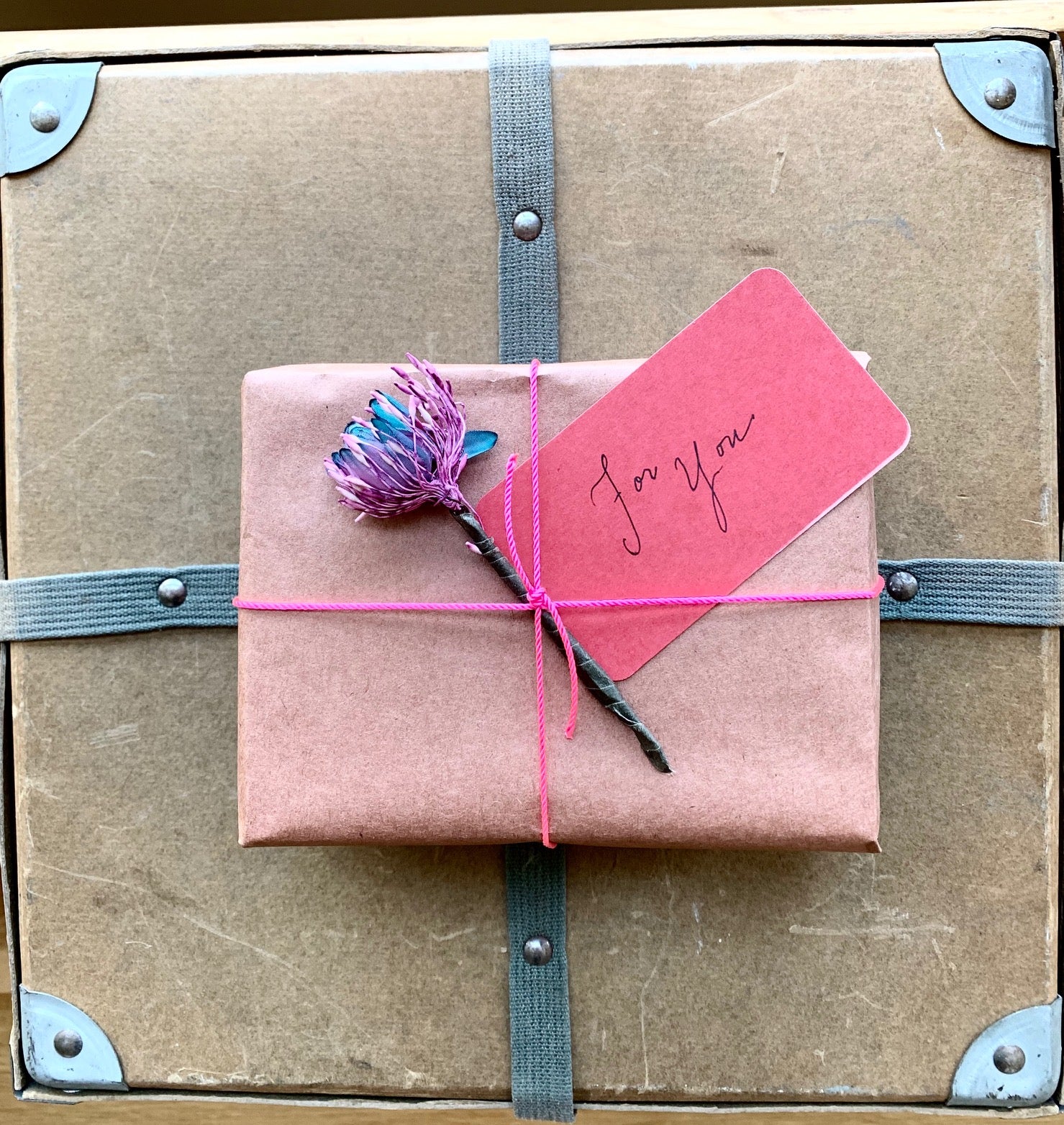 Parcel Gift Wrapping - PARCEL