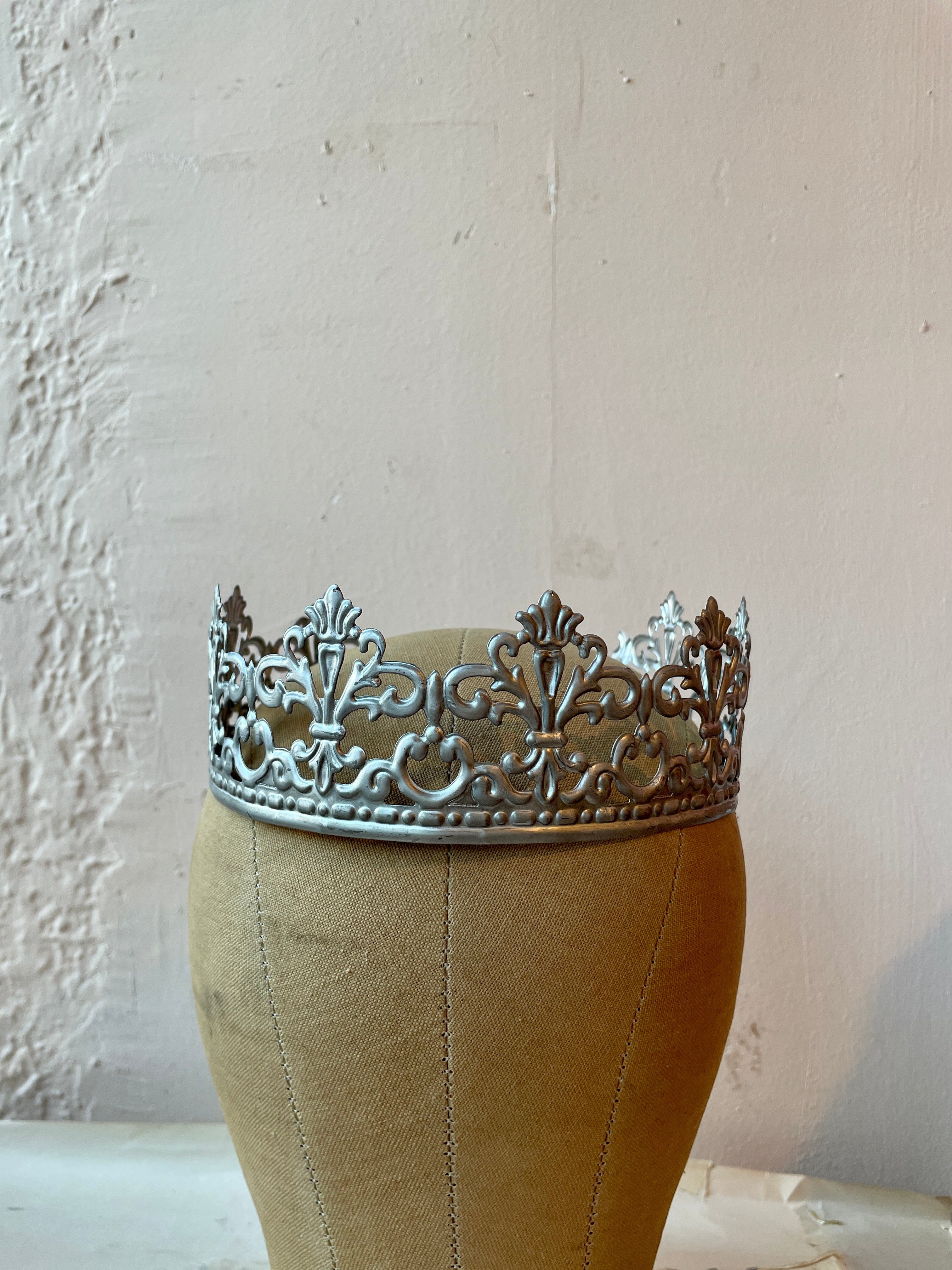 Regal Crowns