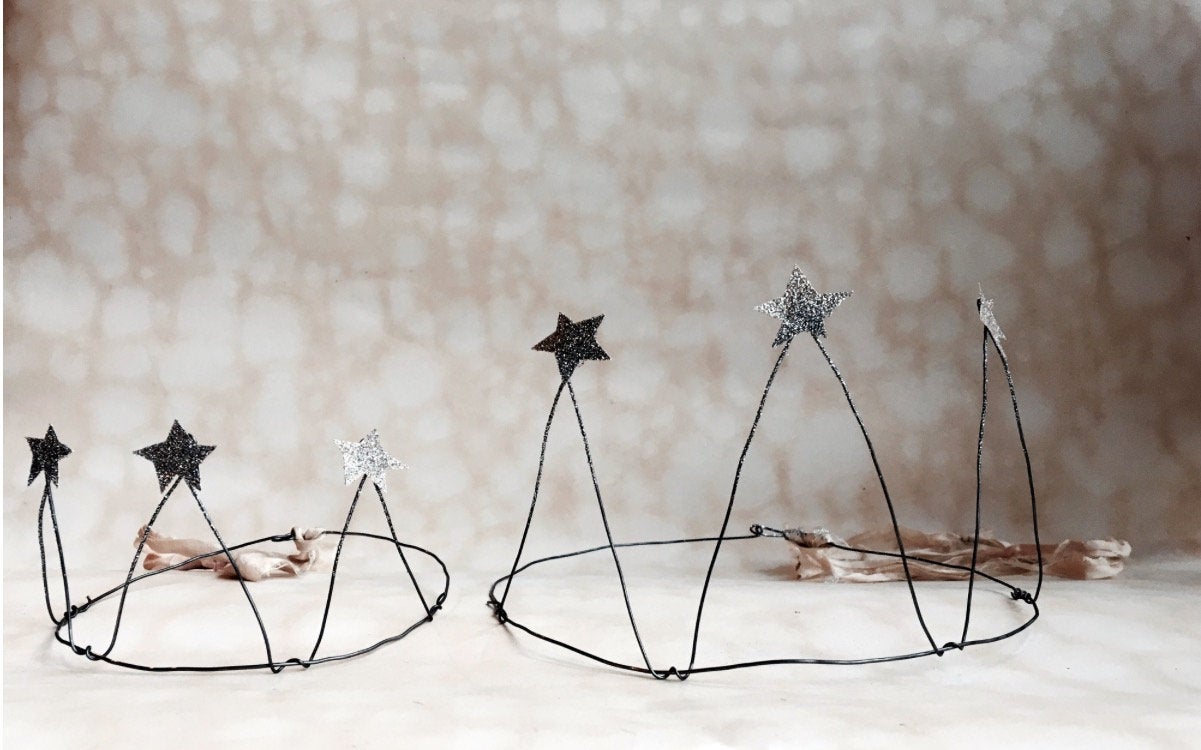 Handmade Wire Crown Form with stars, MADE TO ORDER - PARCEL