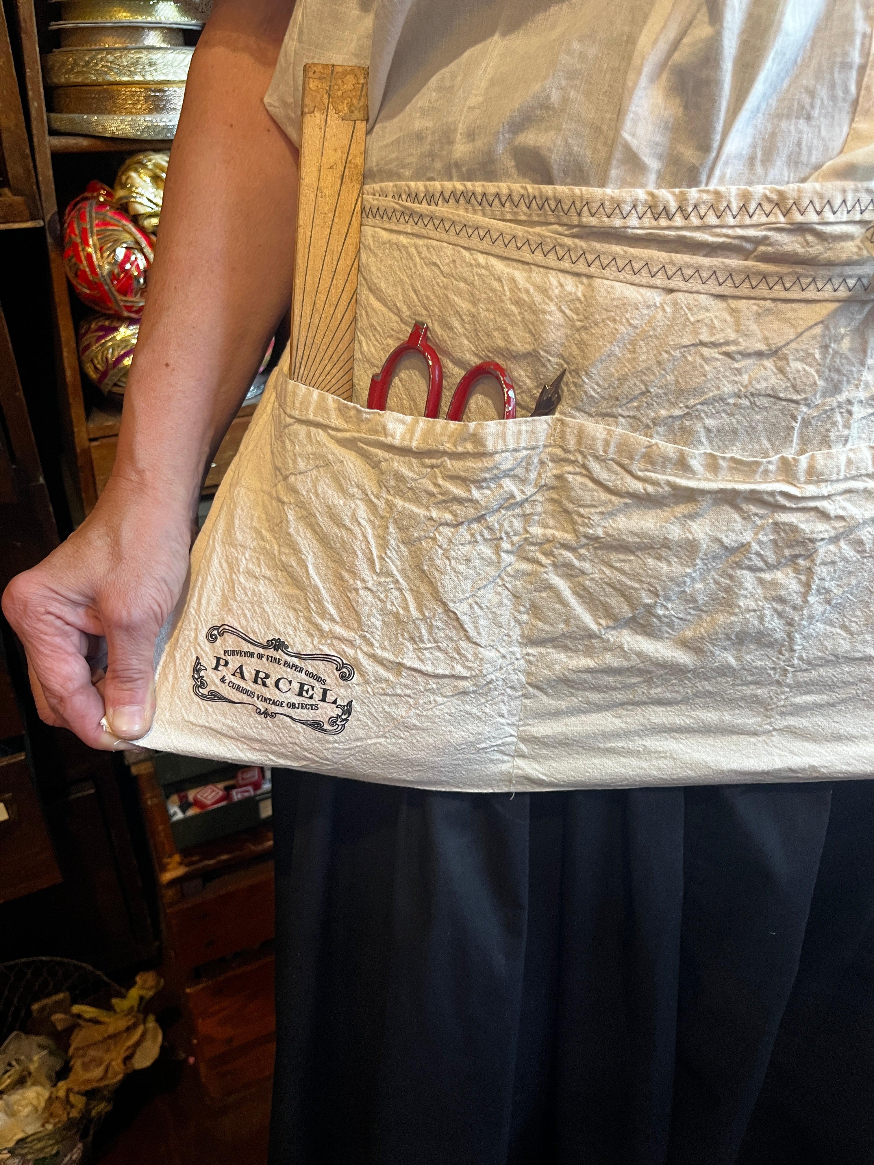 Parcel Utility Apron
