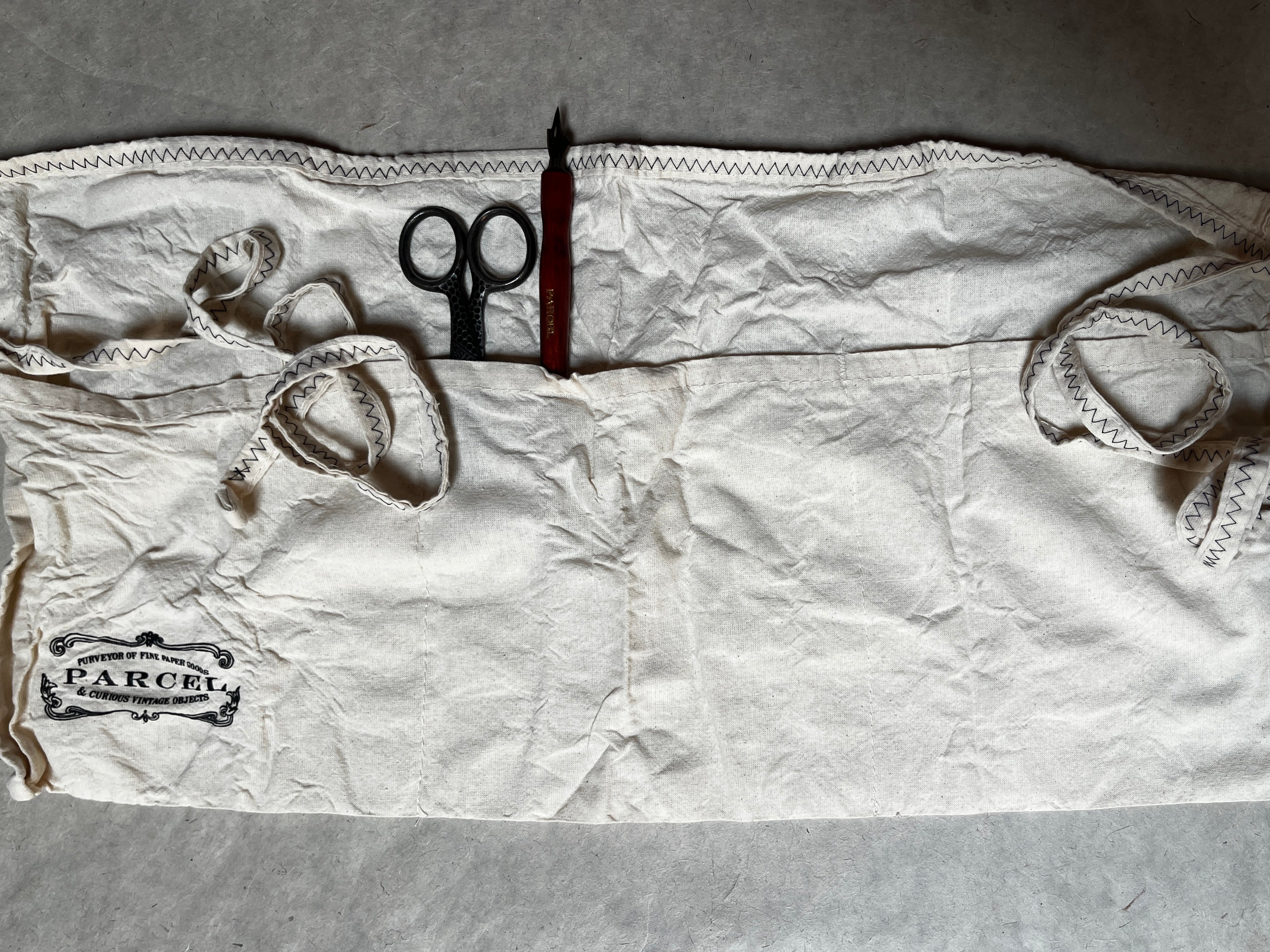 Parcel Utility Apron