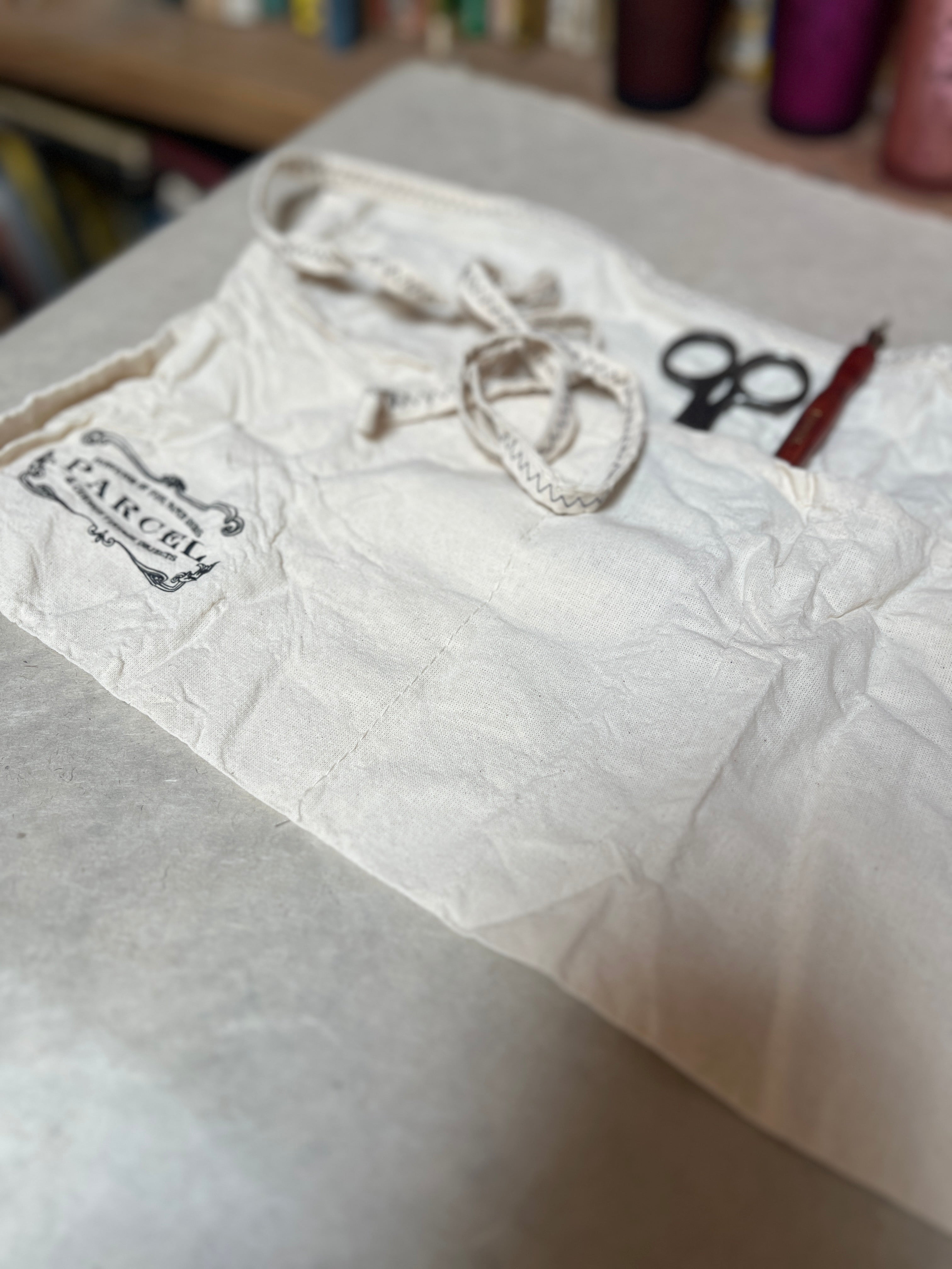 Parcel Utility Apron