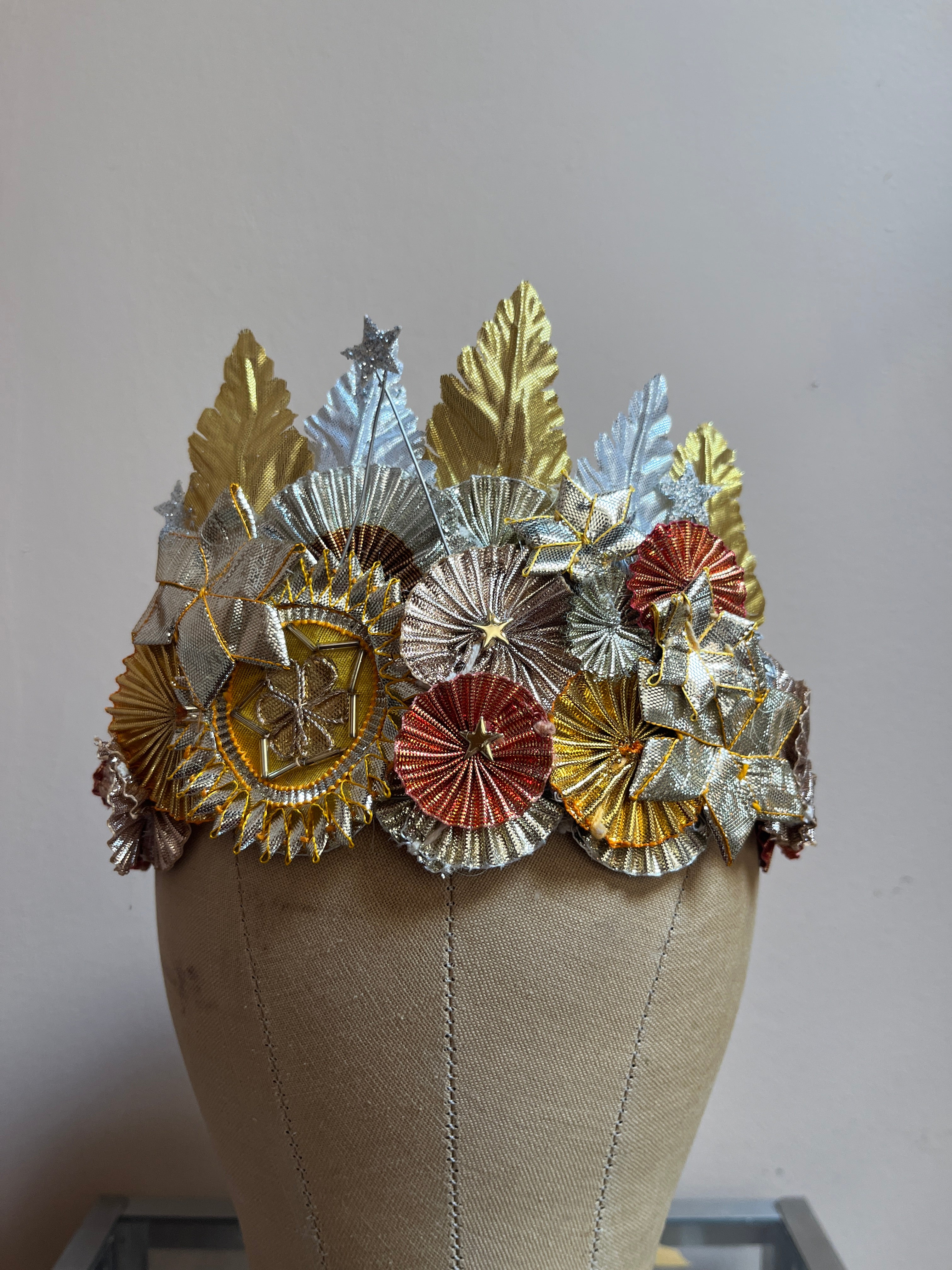 Grand Rosette Crown - PARCEL