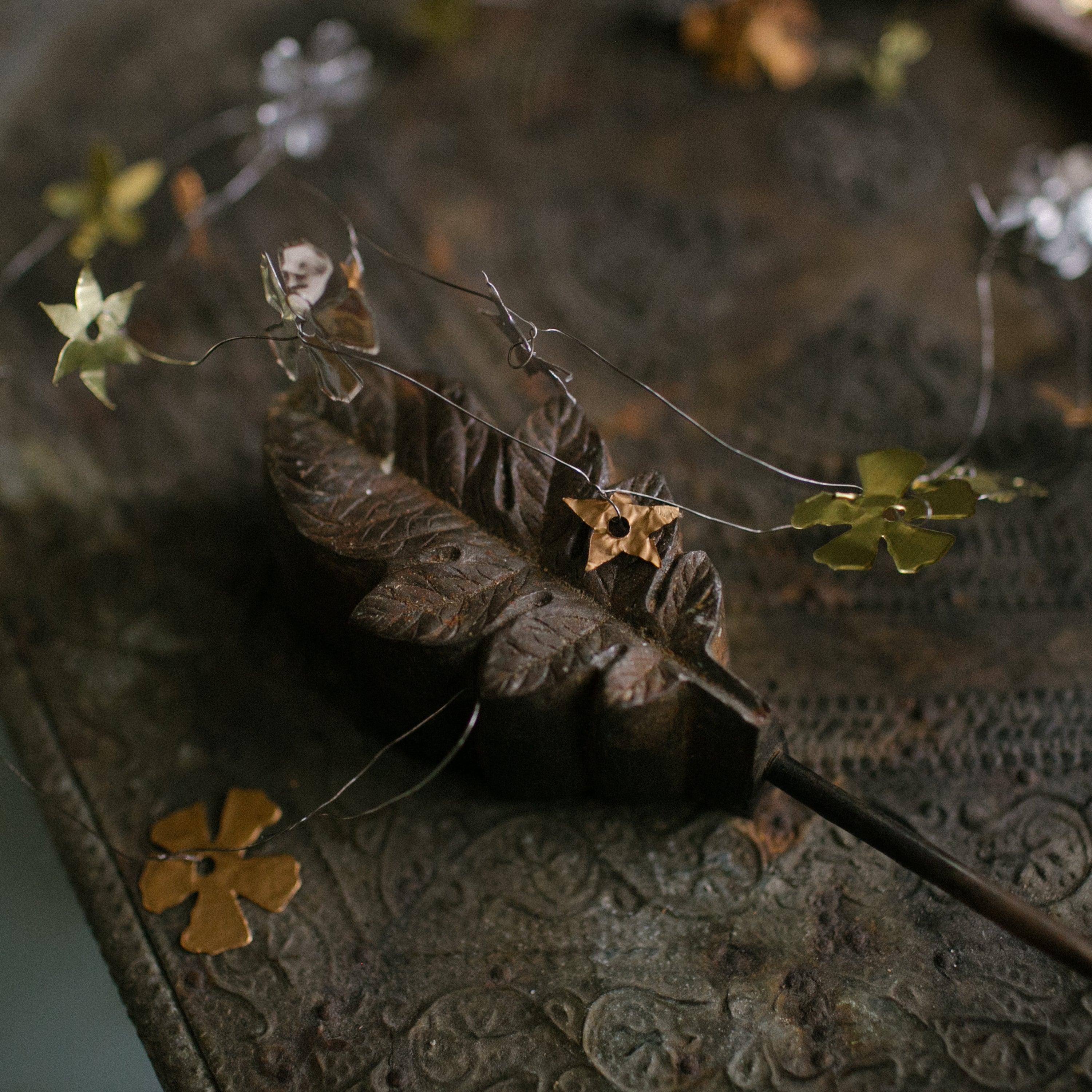 Delicate Metallic Botanical Garland