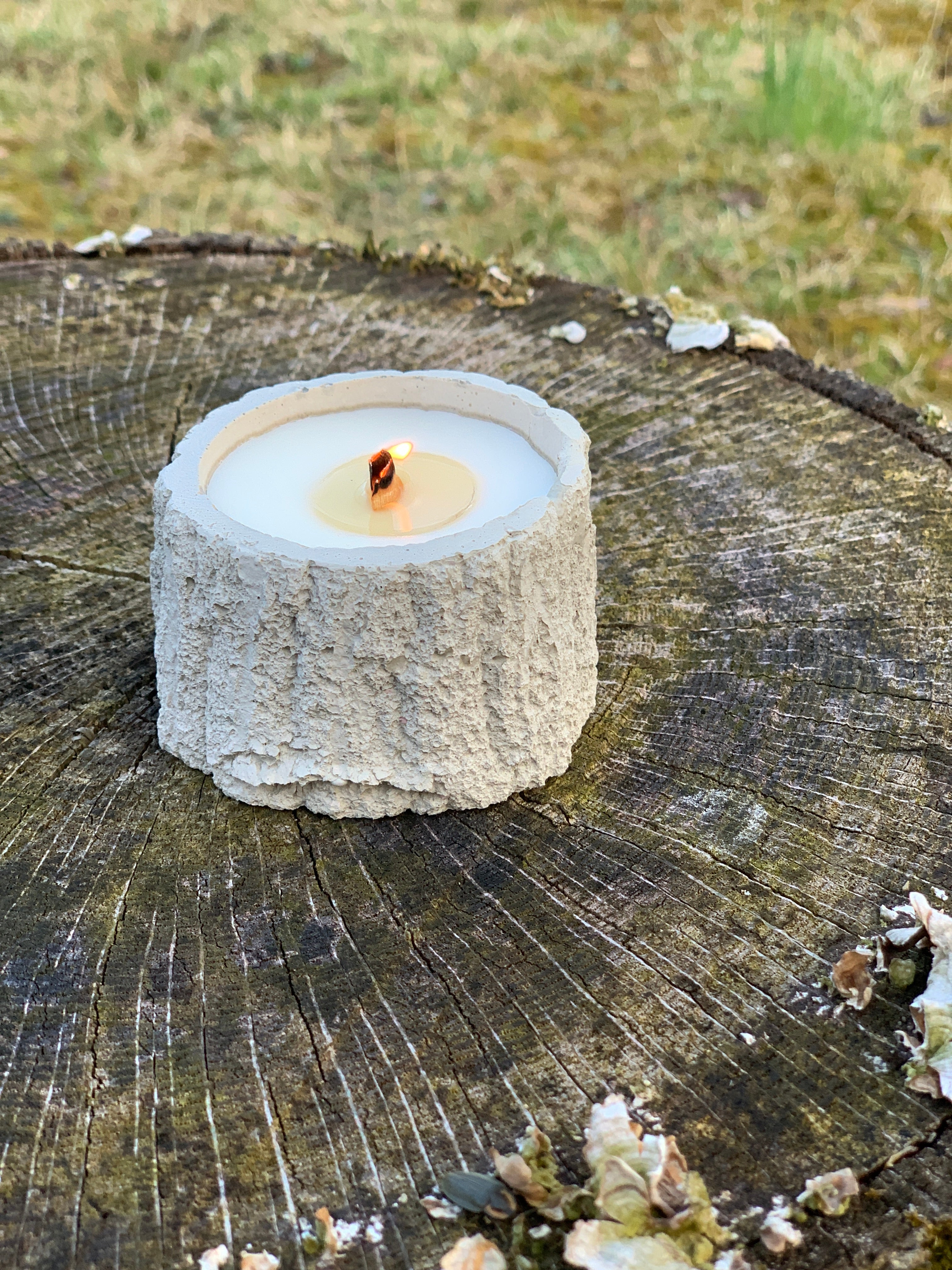 Parcel Heritage Tree Trunk Candle