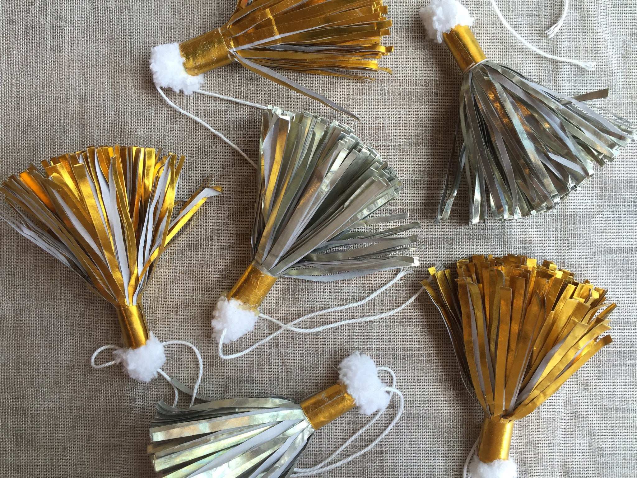 Assorted Metallic Paper Tassels - PARCEL