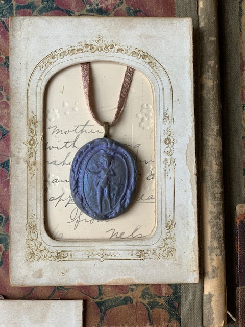 Intaglio Pendant Ornaments