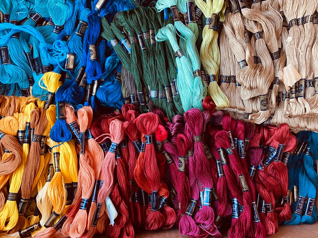 Vintage DMC Embroidery Bundles, Hand Embroidery Floss, Bunch of 10 Threads, Assorted Colors - PARCEL